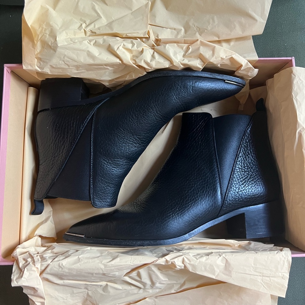 Acne Studios Jensen Boots | grain leather | sz 40 | EUC in box | western ankle